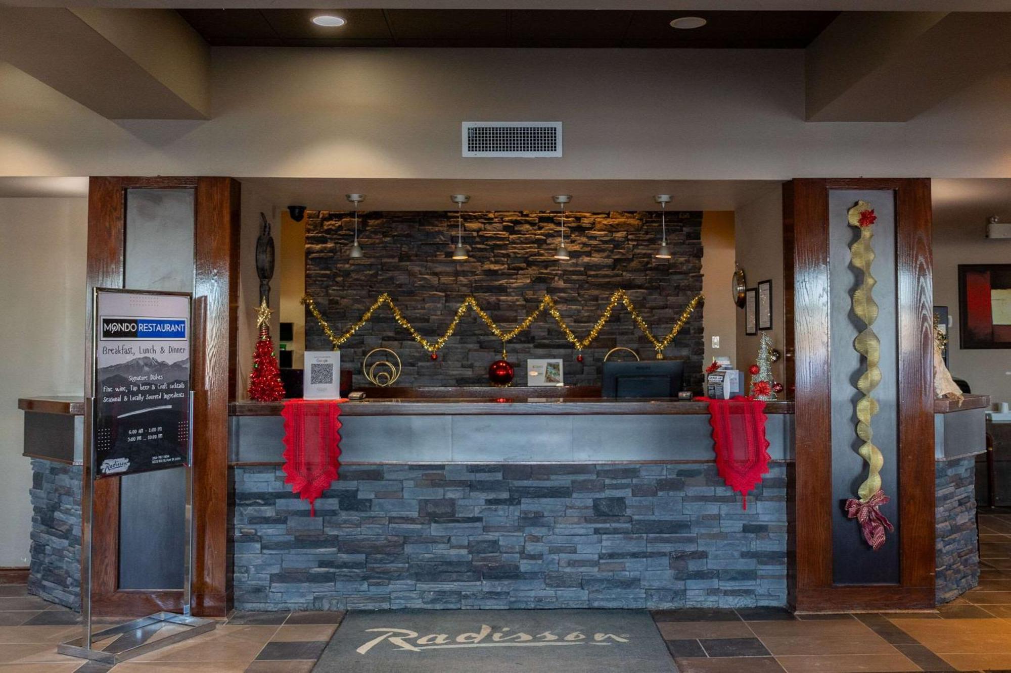 Radisson Hotel Fort St John Fort St. John Exterior foto